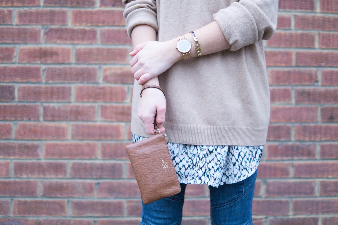 London Outfit: Brick Walls, Camel Knit & Cream Coat